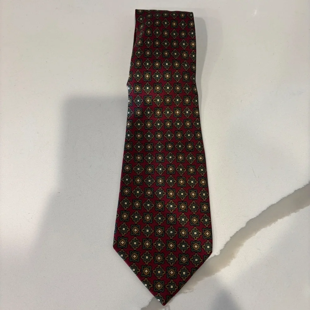 Bigsby & Kruthers Mens Burgundy Silk Geometric Medallion‎ Print Necktie Classic